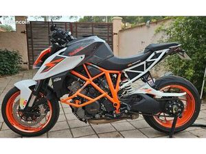 KTM 1290 SUPER DUKE R