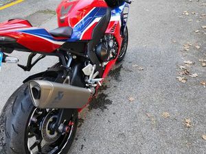 HONDA CBR RR 1000