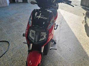 MOTA COMO NOVA AINDA NA GARANTIA AGUALVA E MIRA-SINTRA