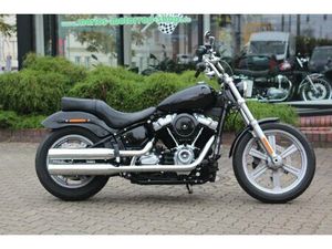 HARLEY-DAVIDSON SOFTAIL STREET BOB FXBB