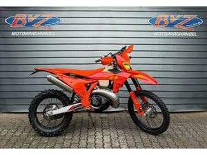 KTM 300 EXC SIX DAYS