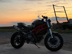 DUCATI MONSTER 796 ABS A2