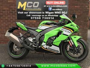 KAWASAKI NINJA ZX-10R 23REG IN 2025 COLOURS ONLY 21 MILES EX-DEMO