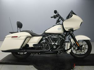2022 HARLEY-DAVIDSON ROAD GLIDE SPECIAL