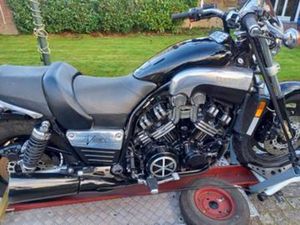 V-MAX MET SCHUIFSCHADE EN XJR 1200 KR UITVOERING — MOTOREN | YAMAHA — MARKTPLAATS