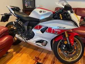 YAMAHA, R7, 2023, 689 (CC)