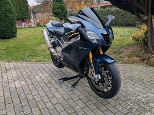 APRILIA RSV 1000 RR