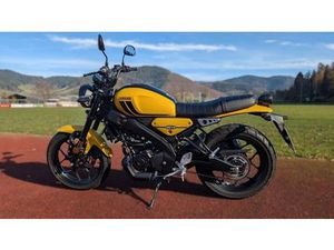 YAMAHA XSR125 NEUWERTIG, GARANTIE 08/26, TIEFERGELEGT