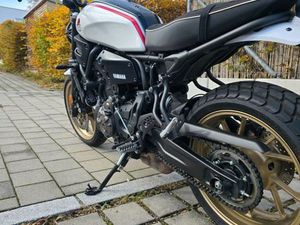 YAMAHA XSR 700 XTRIBUTE
