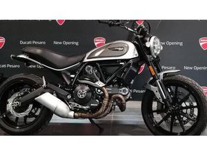 VENDO DUCATI SCRAMBLER 800 ICON (2017 - 20) USATA A PESARO (CODICE 9872091) - MOTO.IT
