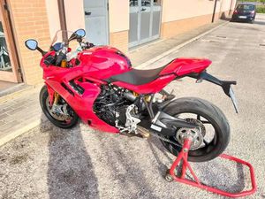 VENDO DUCATI SUPERSPORT 950 S (2021 - 24) USATA A GUBBIO (CODICE 9871923) - MOTO.IT