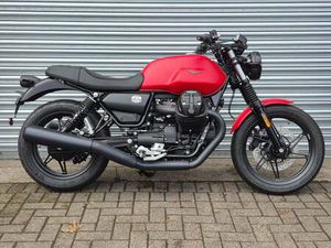 MOTO GUZZI V7 STONE