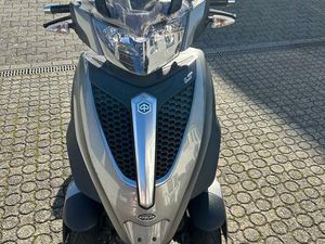 PIAGGIO MP3 300 YOURBAN