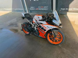 KTM RC 125 SPORTSTICKER/AKROPOVIC AUSPUFF