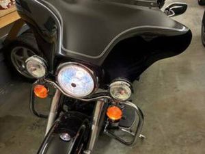 2011 HARLEY DAVIDSON ELECTRA GLIDE CLASSIC