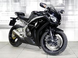 HONDA CBR 1000 RR FIREBLADE