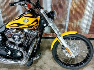 2011 HARLEY-DAVIDSON® FXDWG - DYNA® WIDE GLIDE®