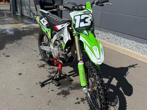 KAWASAKI KX 450