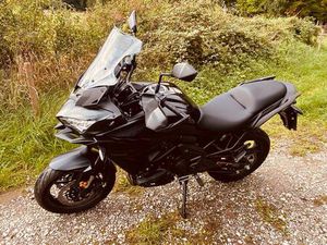 ‼️KAWASAKI VERSYS 650 SCHWARZ ‼️WIE NEU‼️