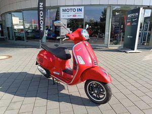 VESPA GTS 125 SUPER ROSSO CORAGIOSSO (SLEVA -20.000.-)