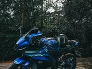 YAMAHA YZF R125 2024 - 3.158 KM - 7 ANNI GARANZIA