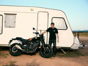 ROYAL ENFIELD GUERRILLA 450 EURO 5 452 CC