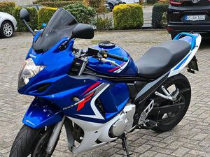 SUZUKI GSX 650F