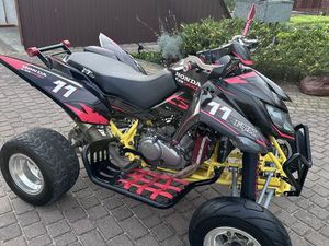 QUAD LUCKY STAR SWAP HONDA CB 500. KAT B BYSLAW