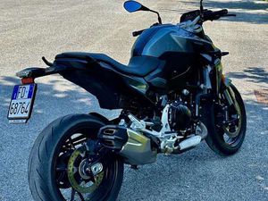 BMW F 900 R