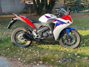 HONDA CBR 125 JC 50 EINSPRITZER SEHR GUTER ZUSTAND