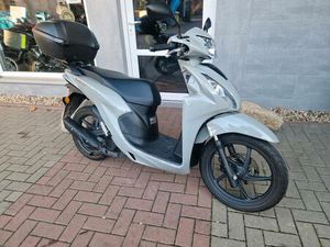 HONDA ROLLER NSC 110 ERST 1122 KM GELAUFEN