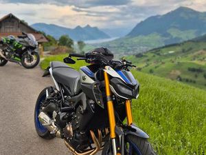 MT09 SP RN43 SCHECKHEFT ÖHLINS