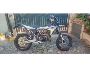 FANTIC XM50 MOTARD
