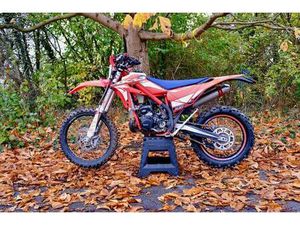 BETA X-TRAINER 300 2019 - UMFANGREICHES ZUBEHÖR - ENDURO