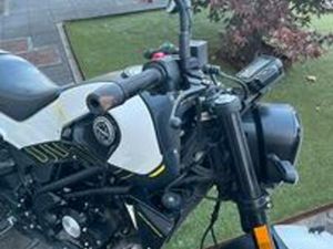 BENELLI LEONCINO 125