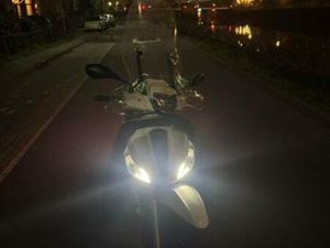 PIAGGIO MEDLEY 125 - 2022 — SCOOTERS | PIAGGIO — MARKTPLAATS