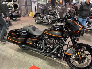 STREET GLIDE SPÉCIAL APEX