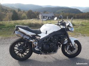 TRIUMPH SPEED TRIPLE1050 2010 TRÈS BEL ÉTAT