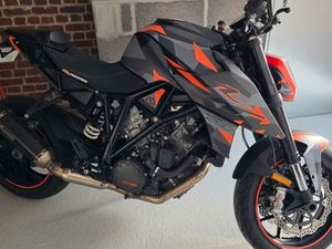 KTM 1290 SUPERDUKE R V2