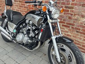 YAMAHA VMAX