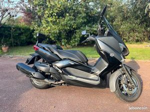 YAMAHA XMAX 400 IRON