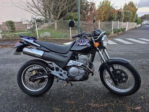 HONDA SLR650 ENTRETIEN CONCESSION, OK POUR PERMIS A2