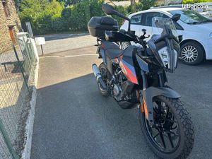 KTM ADVENTURE 390 ÉTAT PROCHE DU NEUF