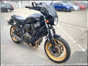 YAMAHA XSR 700