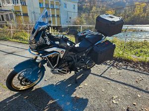 AFRICA TWIN ADVENTURE SPORT 1100 DCT SE