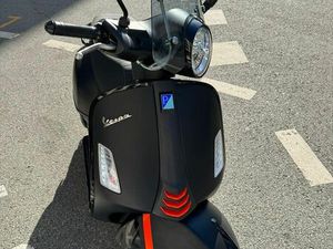 PAGGIO VESPA GTS SUPER SPORT 300