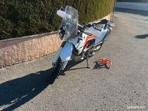KTM 690 ENDURO FULL ÉQUIPÉE ET RABAISSÉE