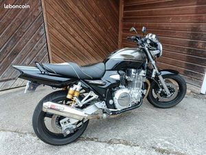 YAMAHA 1300 XJR