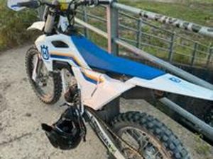 HUSQVARNA FC250 2023 HERITAGE