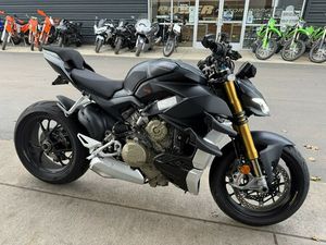 2022 DUCATI STREETFIGHTER V4 S DARK STEALTH